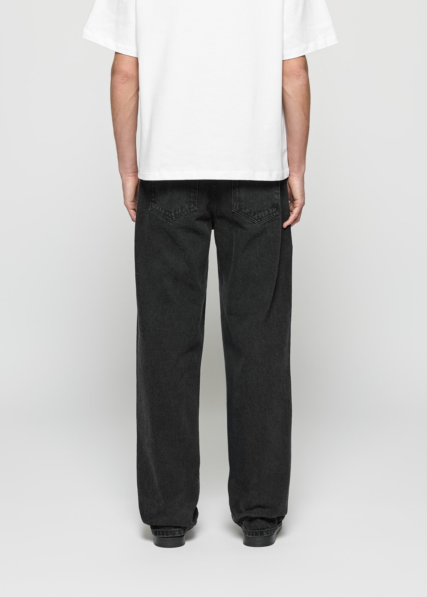 Vito Baggy Jeans1