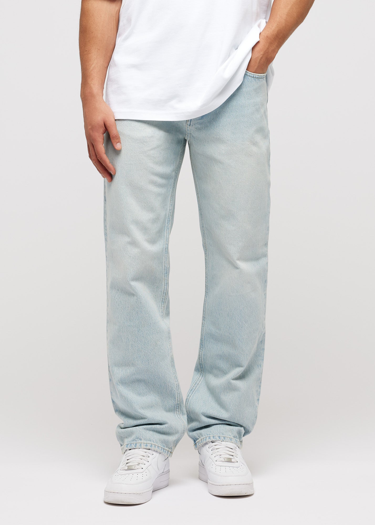 John Straight Jeans