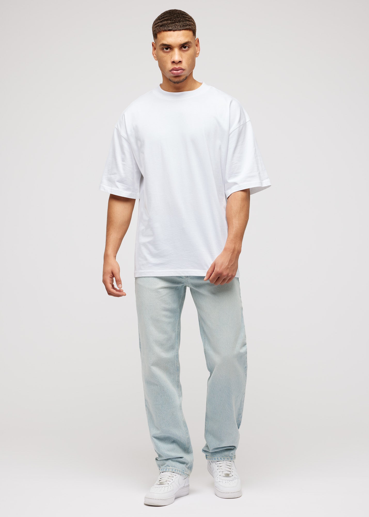John Straight Jeans