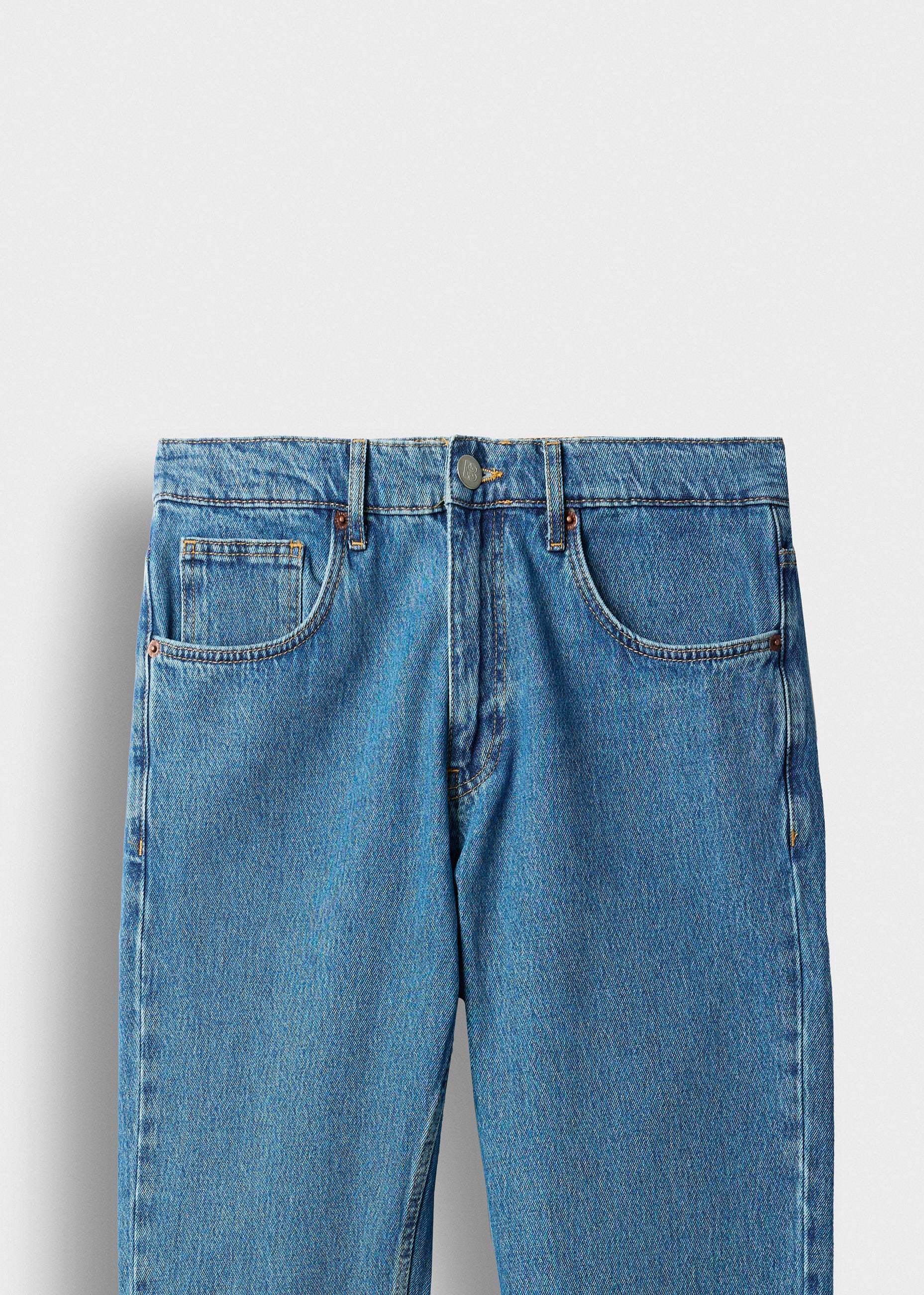 Toelopende jeans