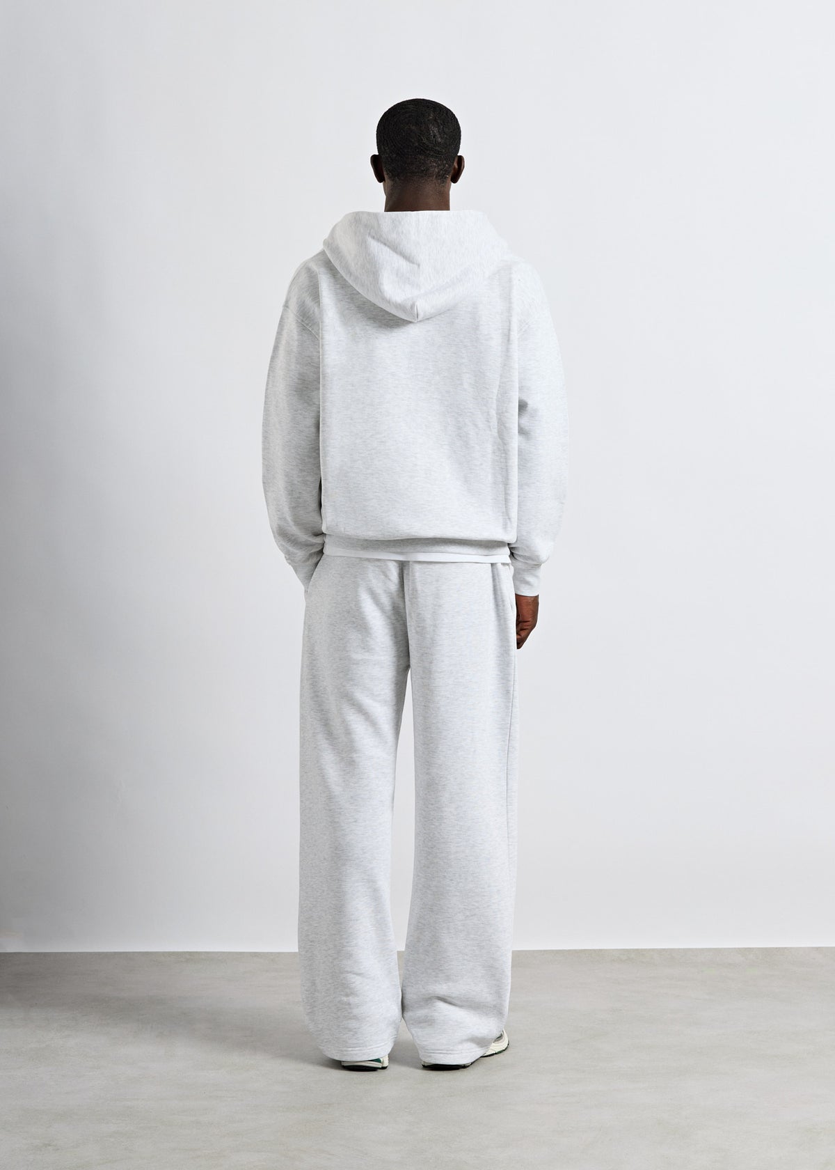 Basic zip hoodie