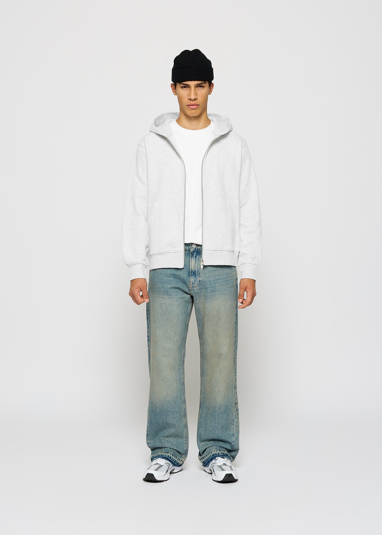 Basic Zip Hoodie