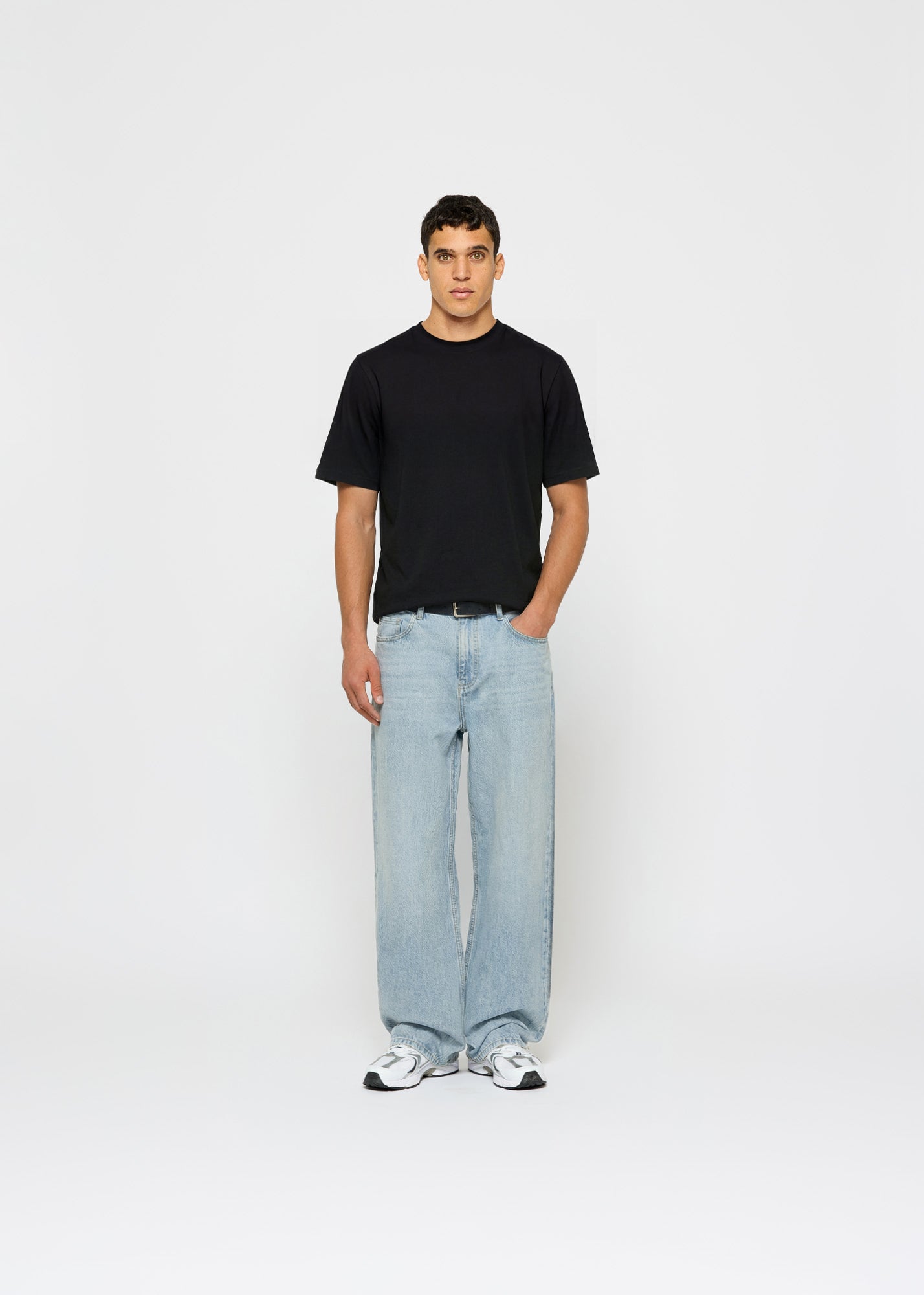 Vince Baggy Jeans