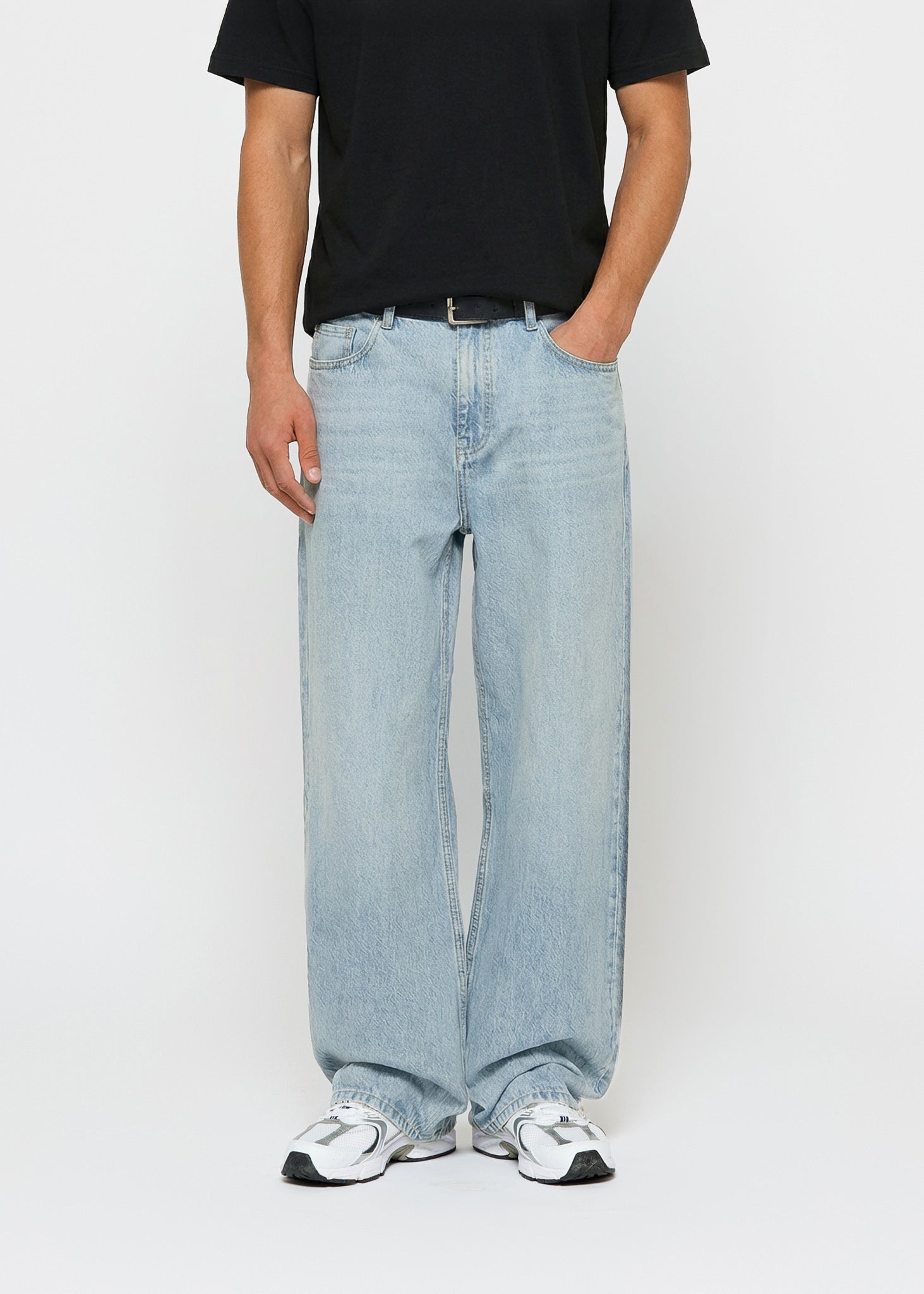Vince Baggy Jeans