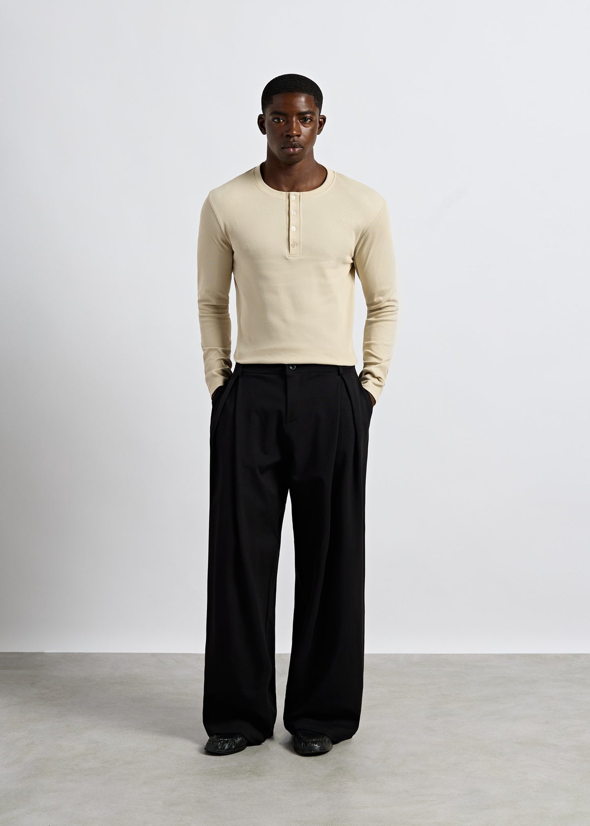 Pleated Tailored Pants