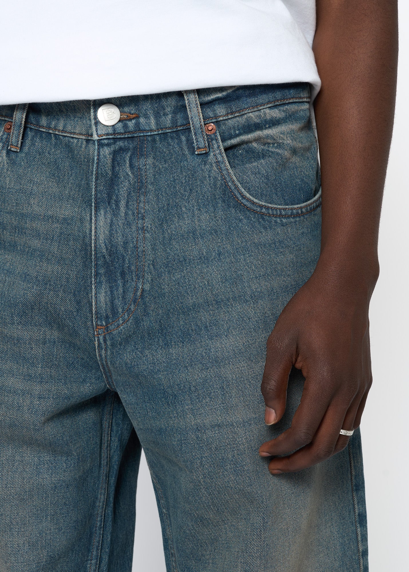 Baggy fit jeans