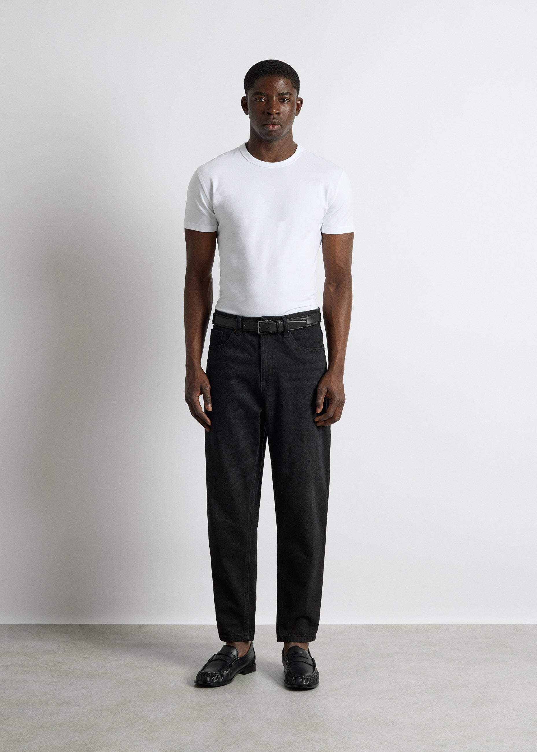 Toelopende jeans