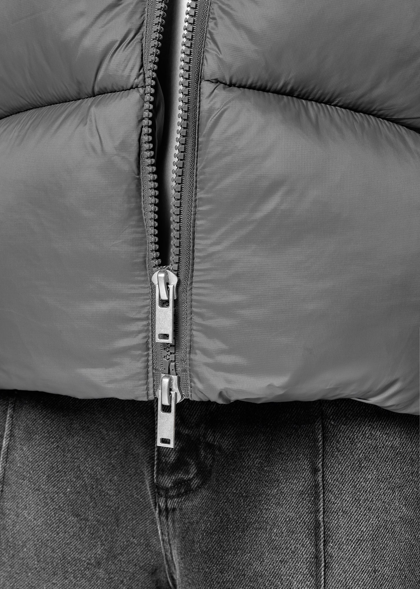 Glanzend nylon pufferjack
