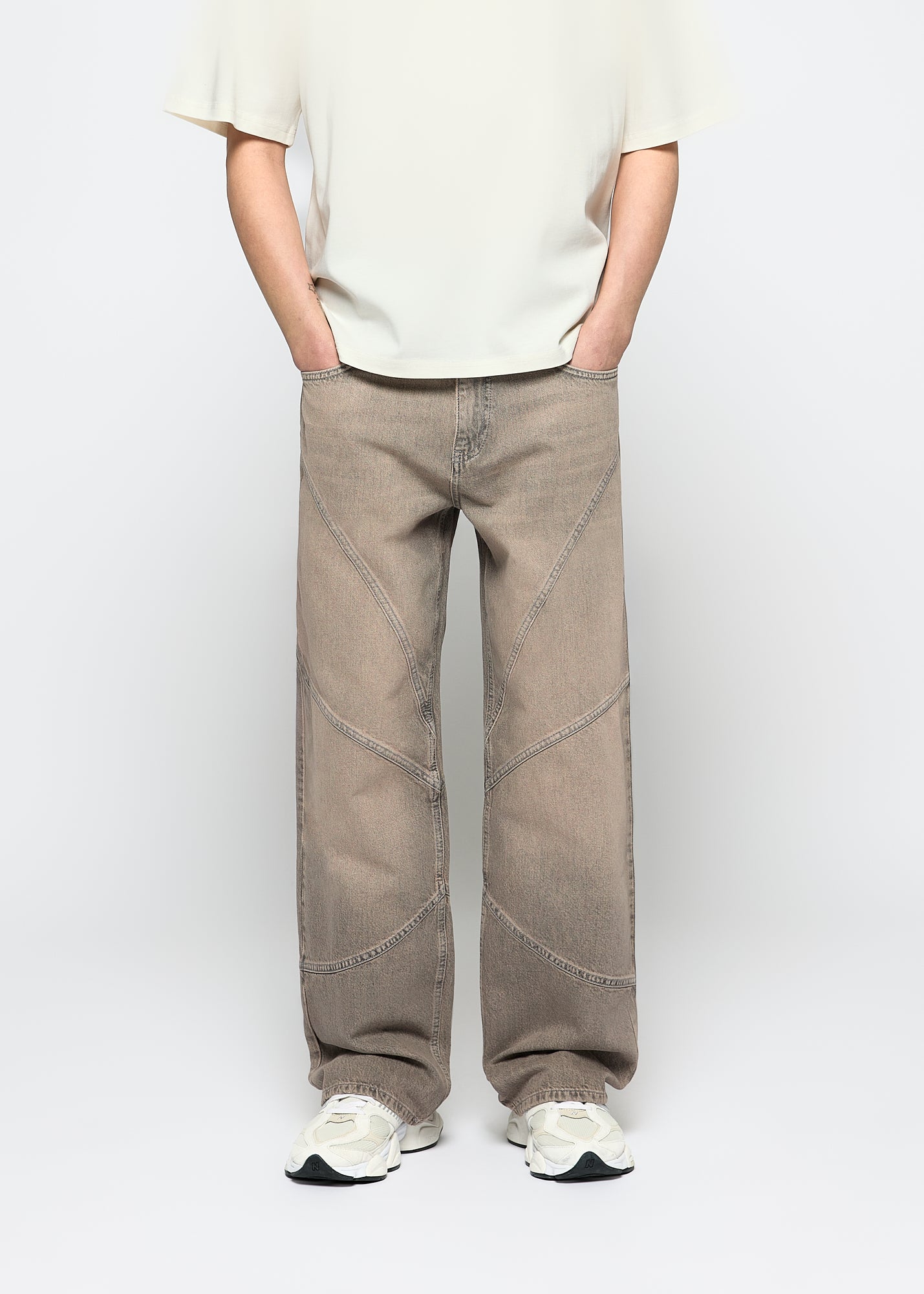 Vince Dividing Seams Baggy Jeans