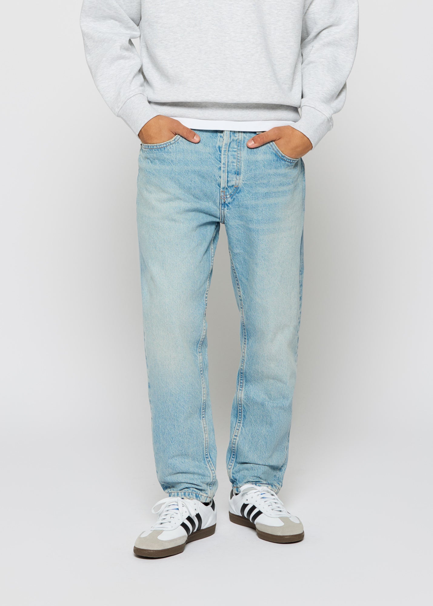 Matteo Tapered Jeans