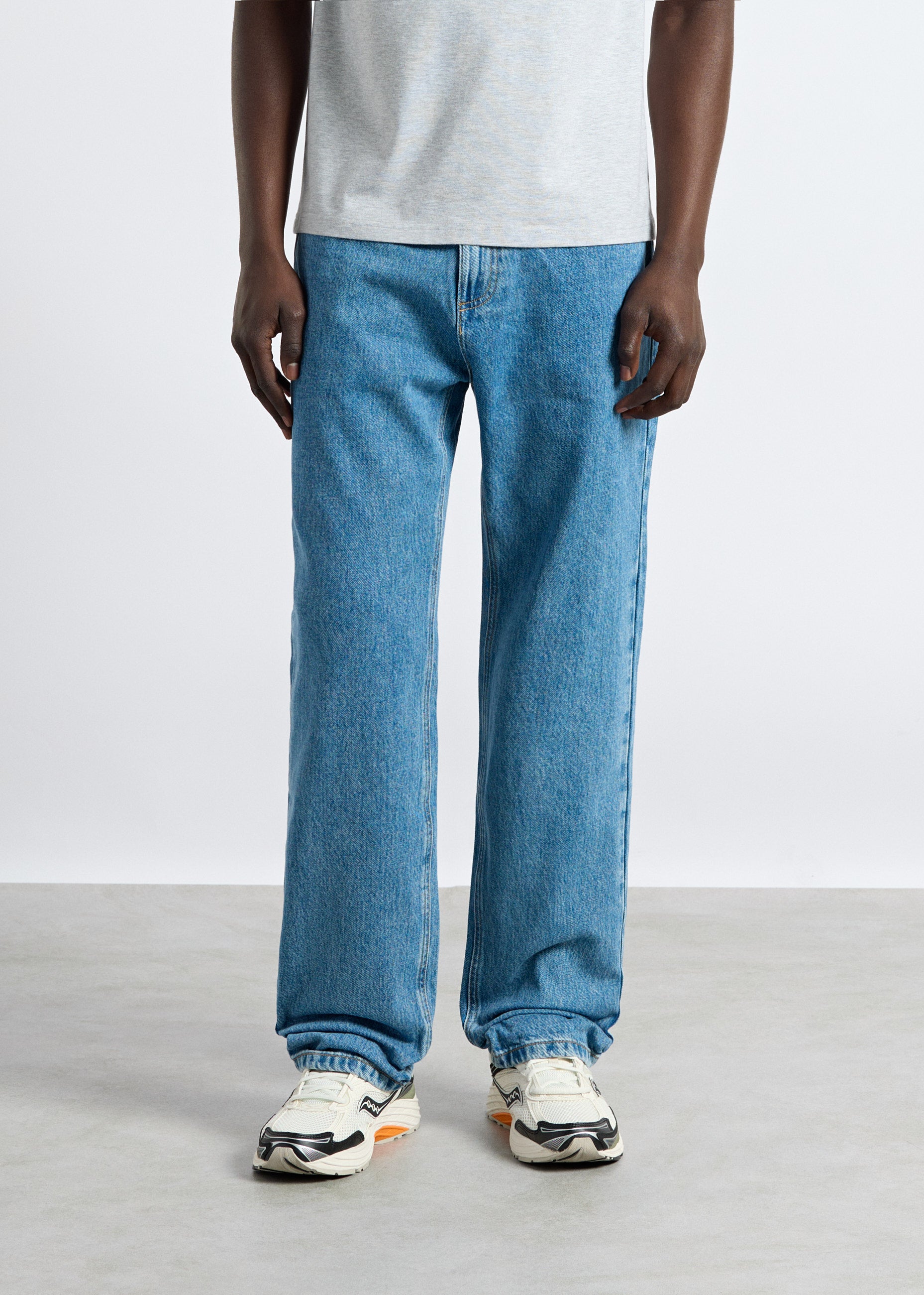 John Straight Jeans