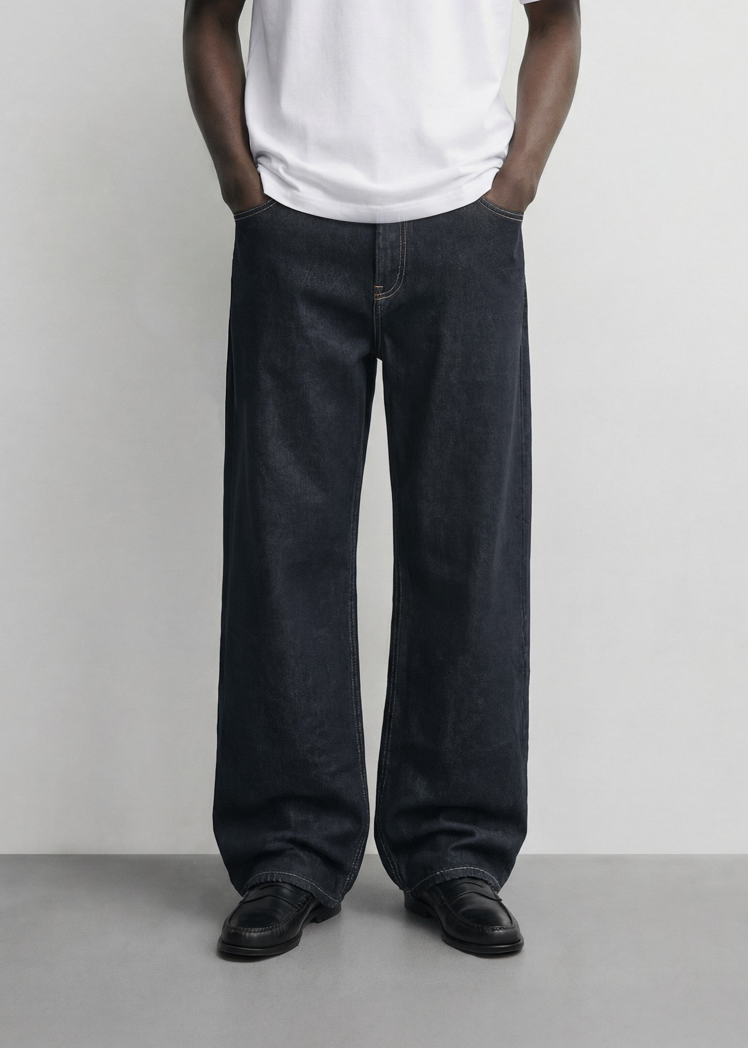 Vince Baggy Jeans