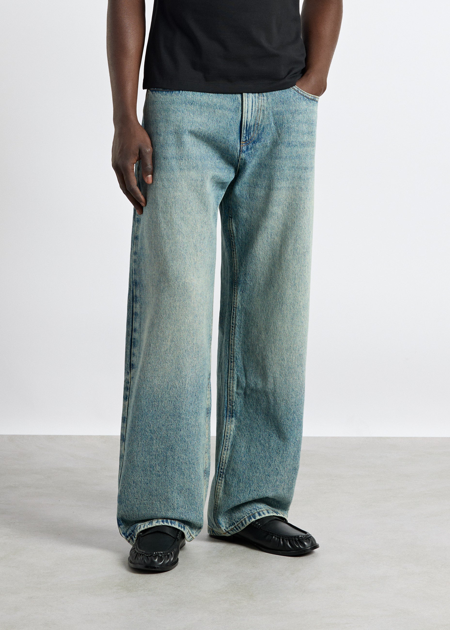 Vince Baggy Jeans