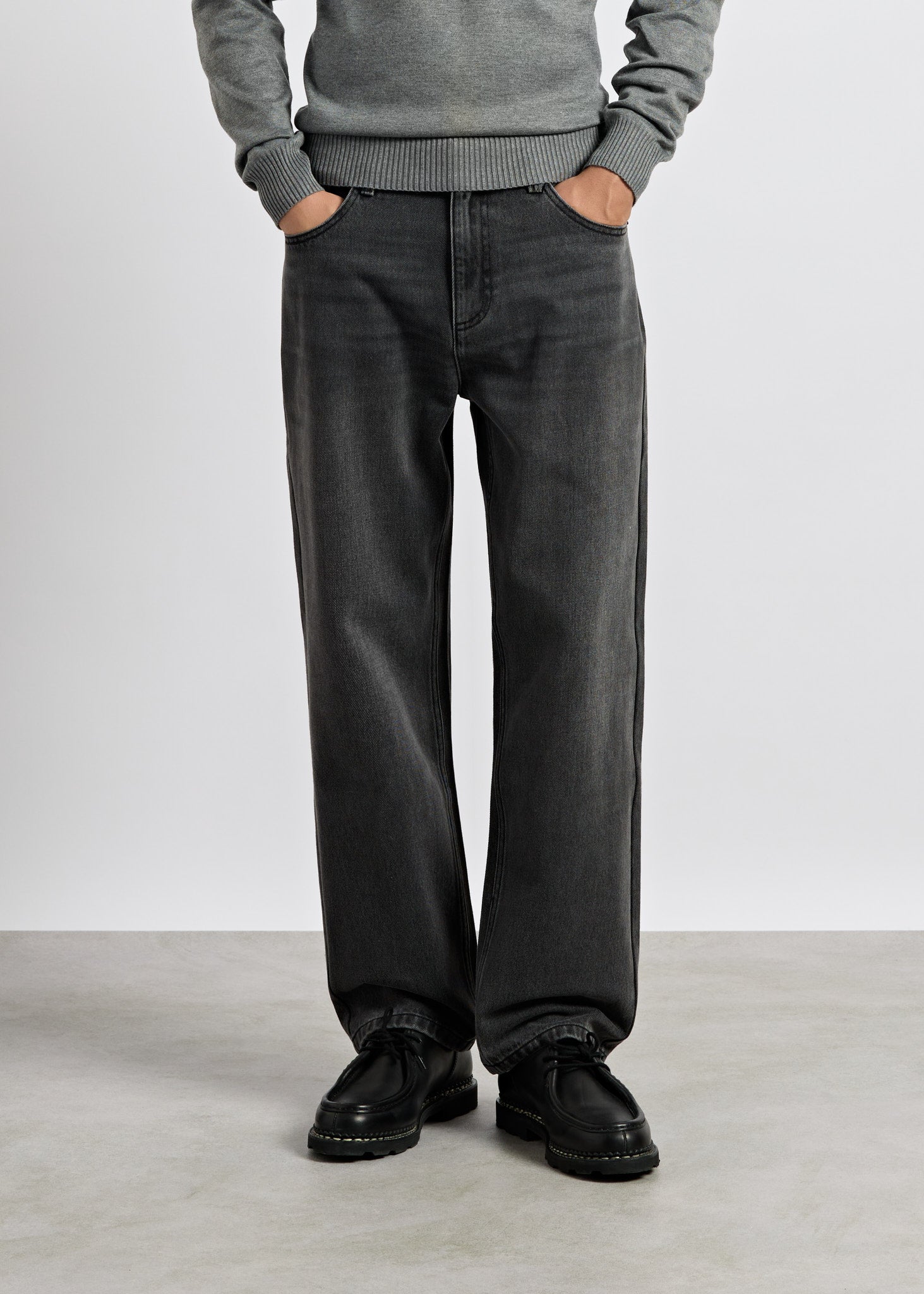 John Straight Jeans