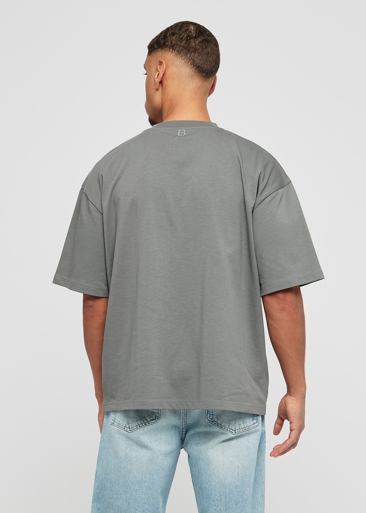 Gray basic oversized t-shirt